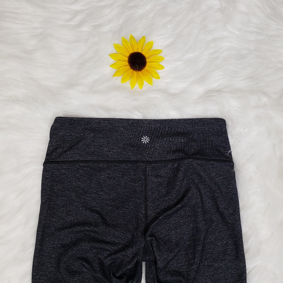 ❤SOLD❤ Athleta Odyssey Chaturanga Tight Capris - Picture 6 of 8